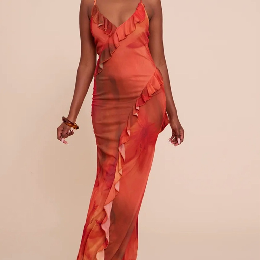 PrettyLittleThing Vibrant Orange Maxi Dress